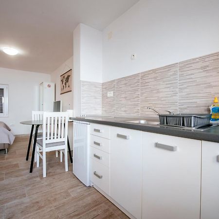 Apartmani Ema Zadar Buitenkant foto